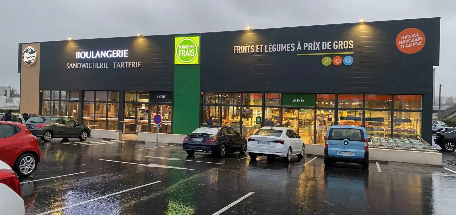 L'équipe de Sourcing Invest, conseil en immobilier commercial